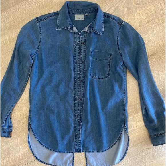 Athleta Button Down Denim Shirt Woman Sz XS - Picture 10 of 10
